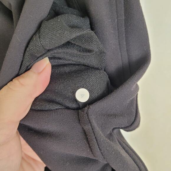 Lululemon Scuba black jogger Size 4 Athletic Active Loungewear - Picture 3 of 10